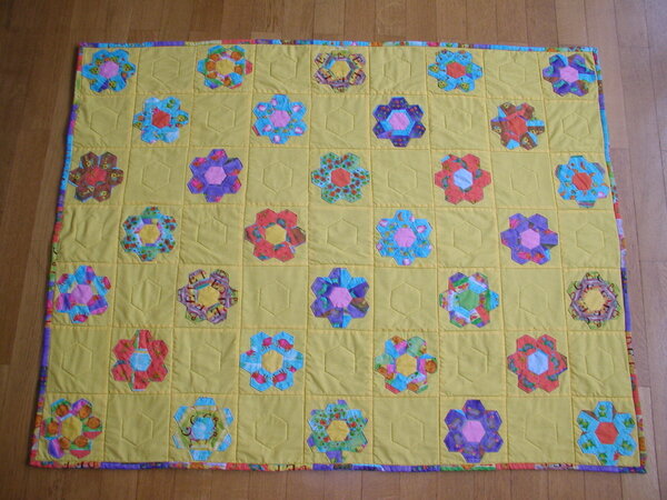 Baby-Quilt mit Hexagone