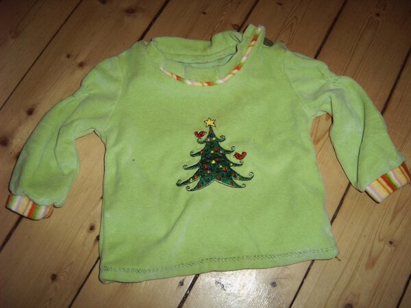 Weihnachtspulli in Gr. 68