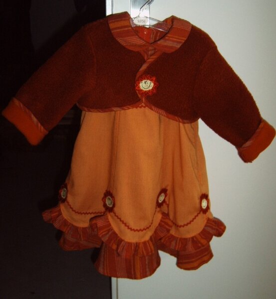 Kleidchen mit Jäckchen