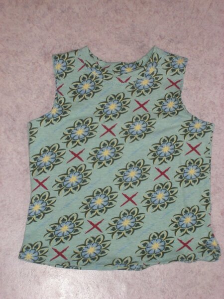 Uli Top aus einem alten T-Shirt