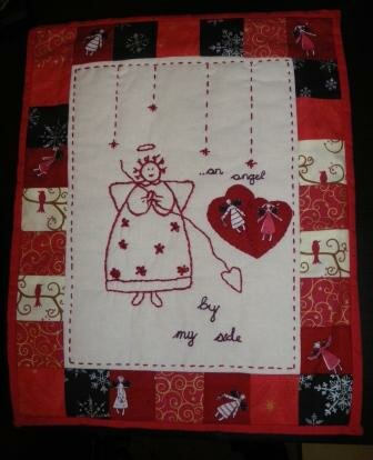 Weihnachtsgeschenk fertig - eine kleine Engeltischdecke