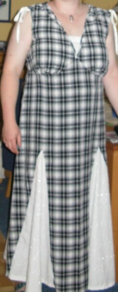 Burda Kleid Nr. 129 aus 6/2008