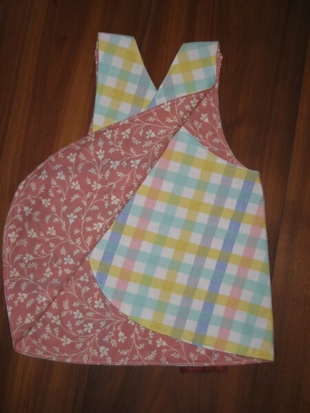 schürzenkleid 3 auch von hinten