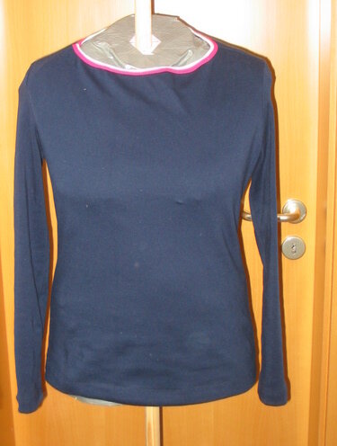Shirt Knip 3/97 Nr 9 mit verändertem Ausschnitt