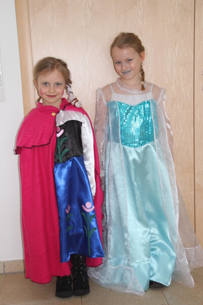 Eiskönigin: Anna und Elsa1