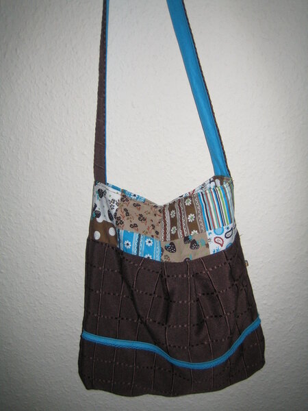 Braun-türkise Wendetasche 1. Seite