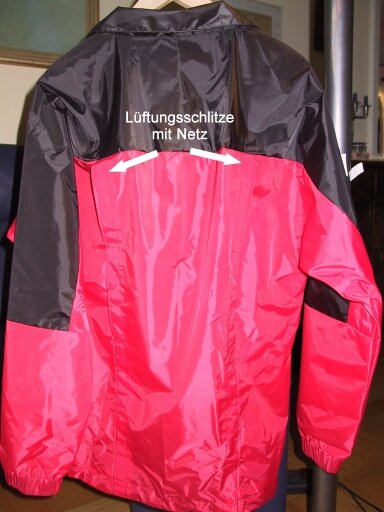 Regenjacke hinten