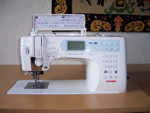 Tisch mit Jano 6600