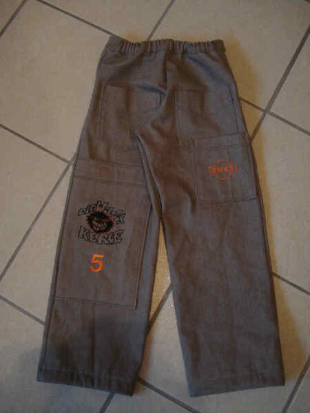 Jeans Hose mit  Stickerei DWK5