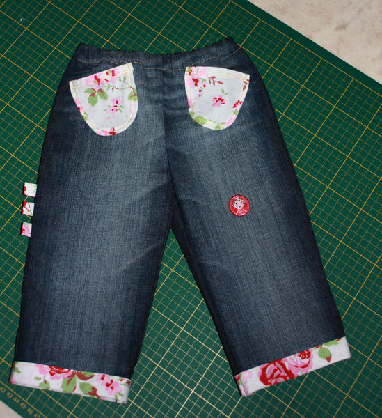 Jeans in Gr. 74 nach Burda 9636