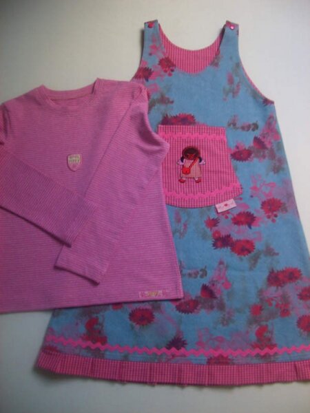 Jeanskleid mit Shirt