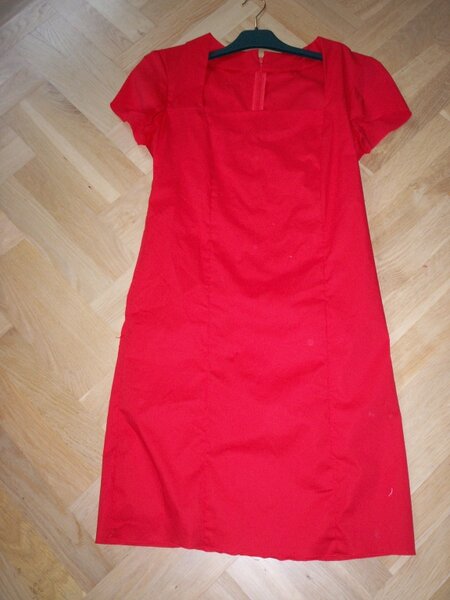 rote Kleid