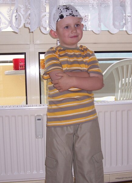 Kompi 7/8 Hose, T-Shirt und Bandana