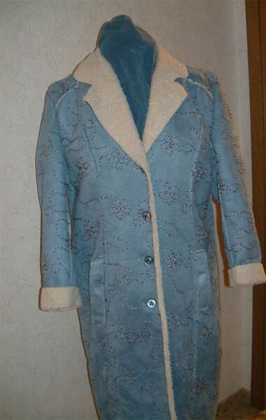 Neue Mode Mantel 23087 - Mantel mit Fell VORNE