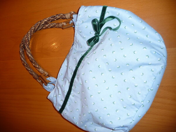 Dirndlhandtasche