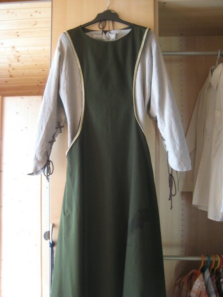 Historisches Kleid (2-tlg.) Burda-Schnitt 7977