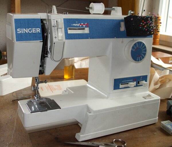 Singer Jeans