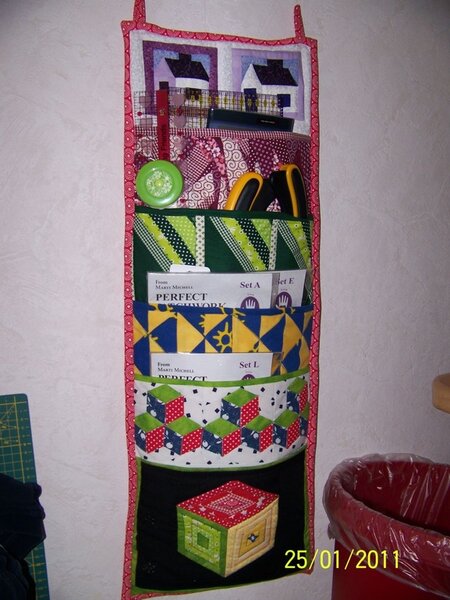 Organizer für Patchwork-Lineale u. Rollschneider