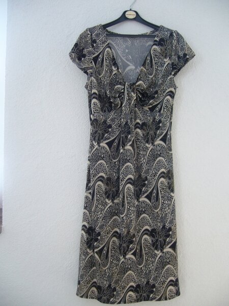 Kleid Burda 04/08 Model 116