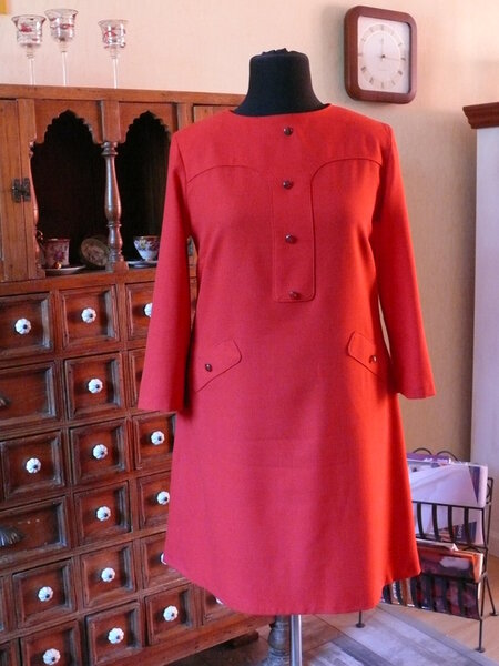 Rotes Kleid aus Bernina Blog