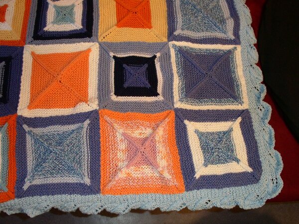 Strickdecke aus Quadraten - Detail