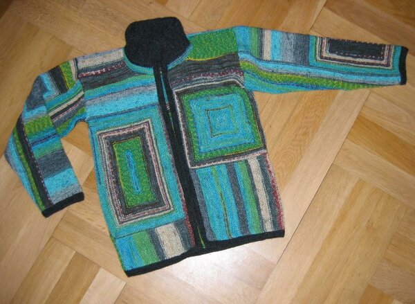 Jacke aus Hundertwasserwolle