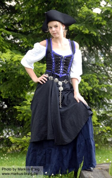 Blauer Pirat... nicht vom Rum ^^