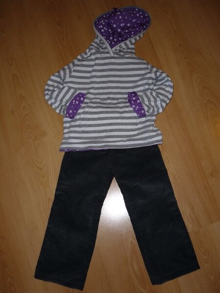 Pullover + Cordhose für Neffen