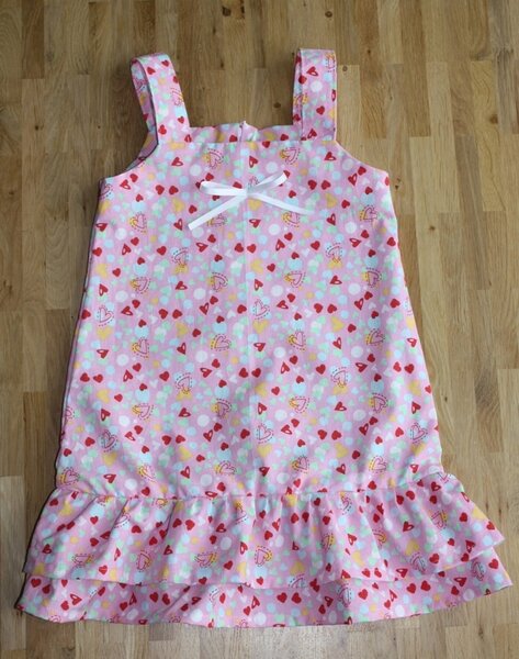 Sommerkleid mit Rüschen Gr 98