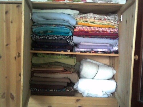 Stoffschrank