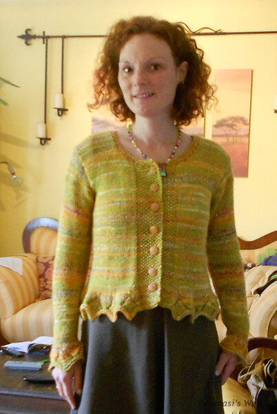 Strickjacke in senfgelb-guacamole