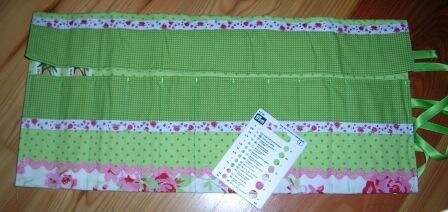 Weihnachtsgeschenk Nr. 3: Stricknadelrolle - 2 -