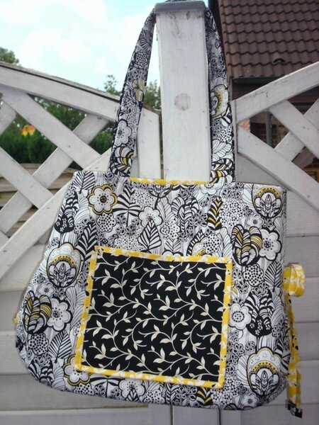 Tasche Hello Paris Außen