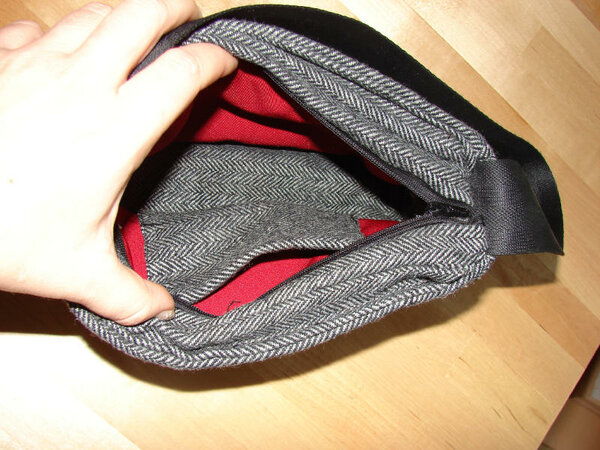 Innenansicht der 1. Tasche