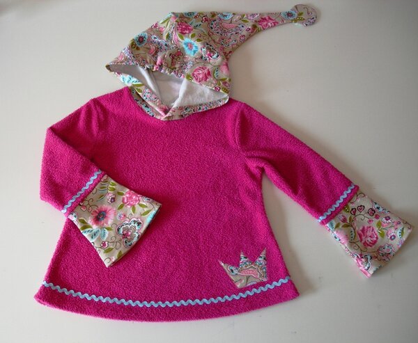 Pulli mit Zipfelkapuze