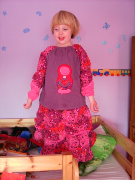 Noch eine Bluse zum Rock! Mama´s erste Hannah