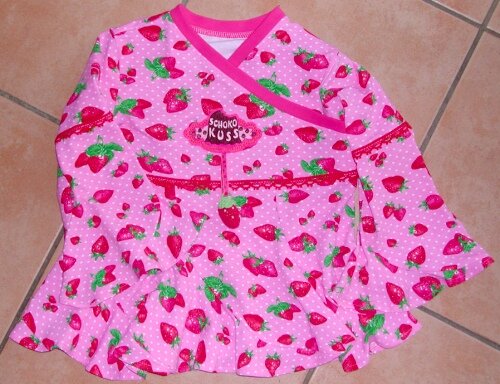 Erste Hermosa mit leckeren Erdbeeren