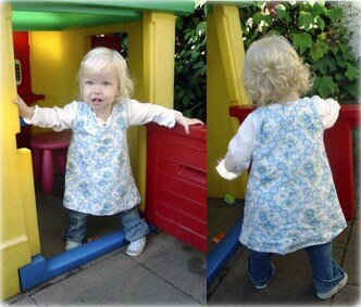 Ich war eine Bettwäsche! Retrokleidchen mit blauen Blümchen