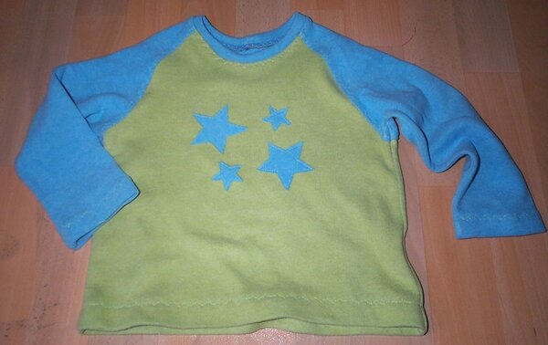 Shirt mit Sternen
