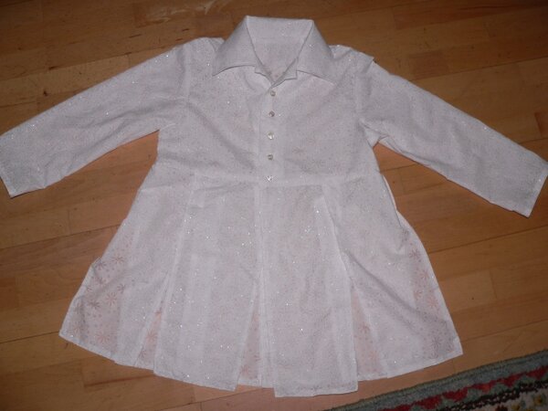Flatterbluse zur Kommunion