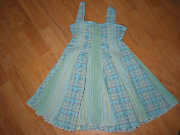 2. Teil Sommerkleid Bizzkids 06