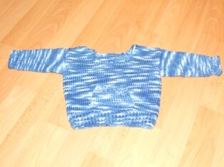 Mein erster selbstgestrickter Babypulli