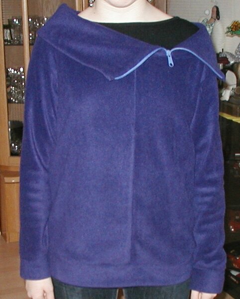 Warmer Pullover blau oder lila?
