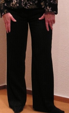 schwarze Hose