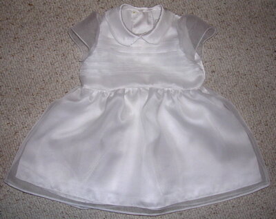 Taufkleid
