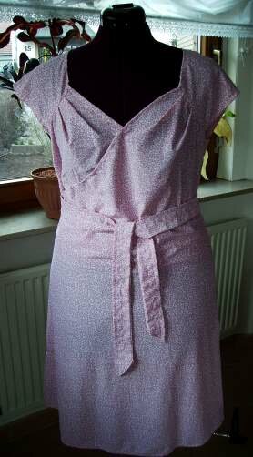 Wickelkleid 123,Burda 02/2007