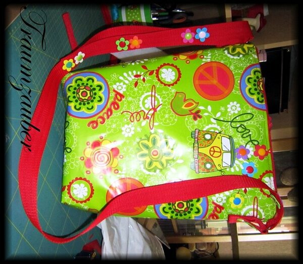 Hippie-Bag aus Wachstuch und Gewebplane