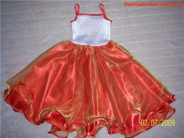 Kleid (Schmetterlingskostüm)