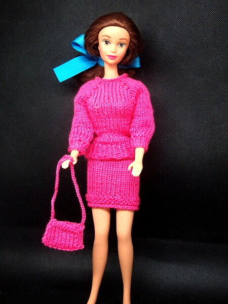 Gestricktes Kostüm für Barbie lila-rot