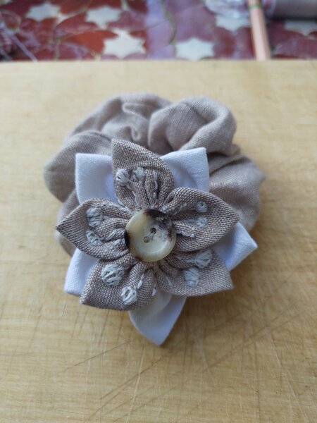 Scrunchie für das Blumenmädchen